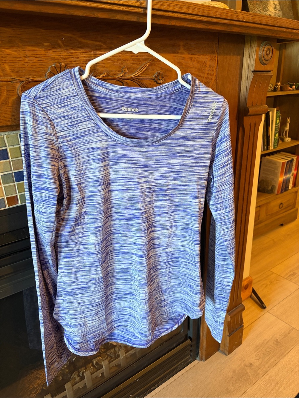 Reebok Women's Heathered Blue Long Sleeve Tee